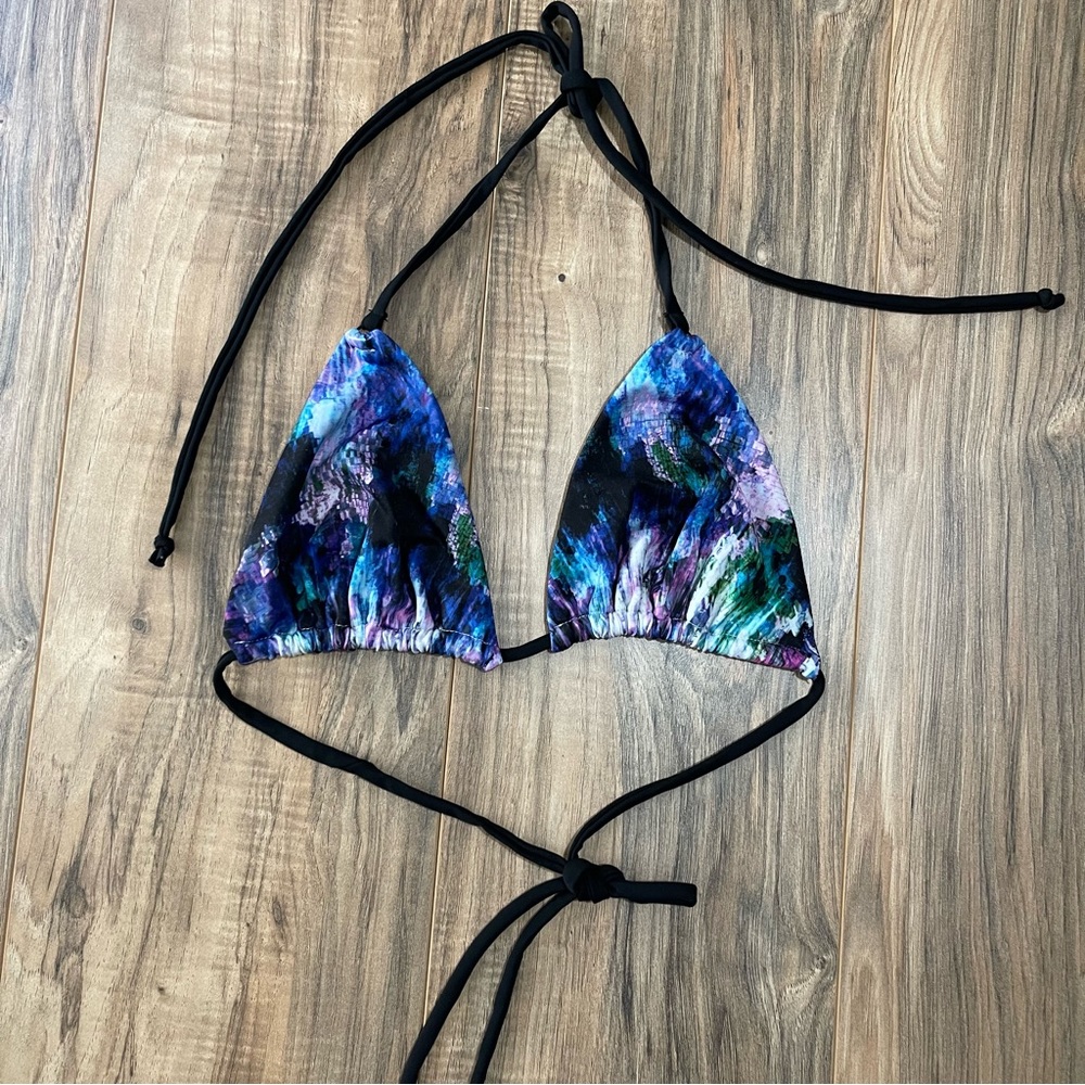 Bikini top